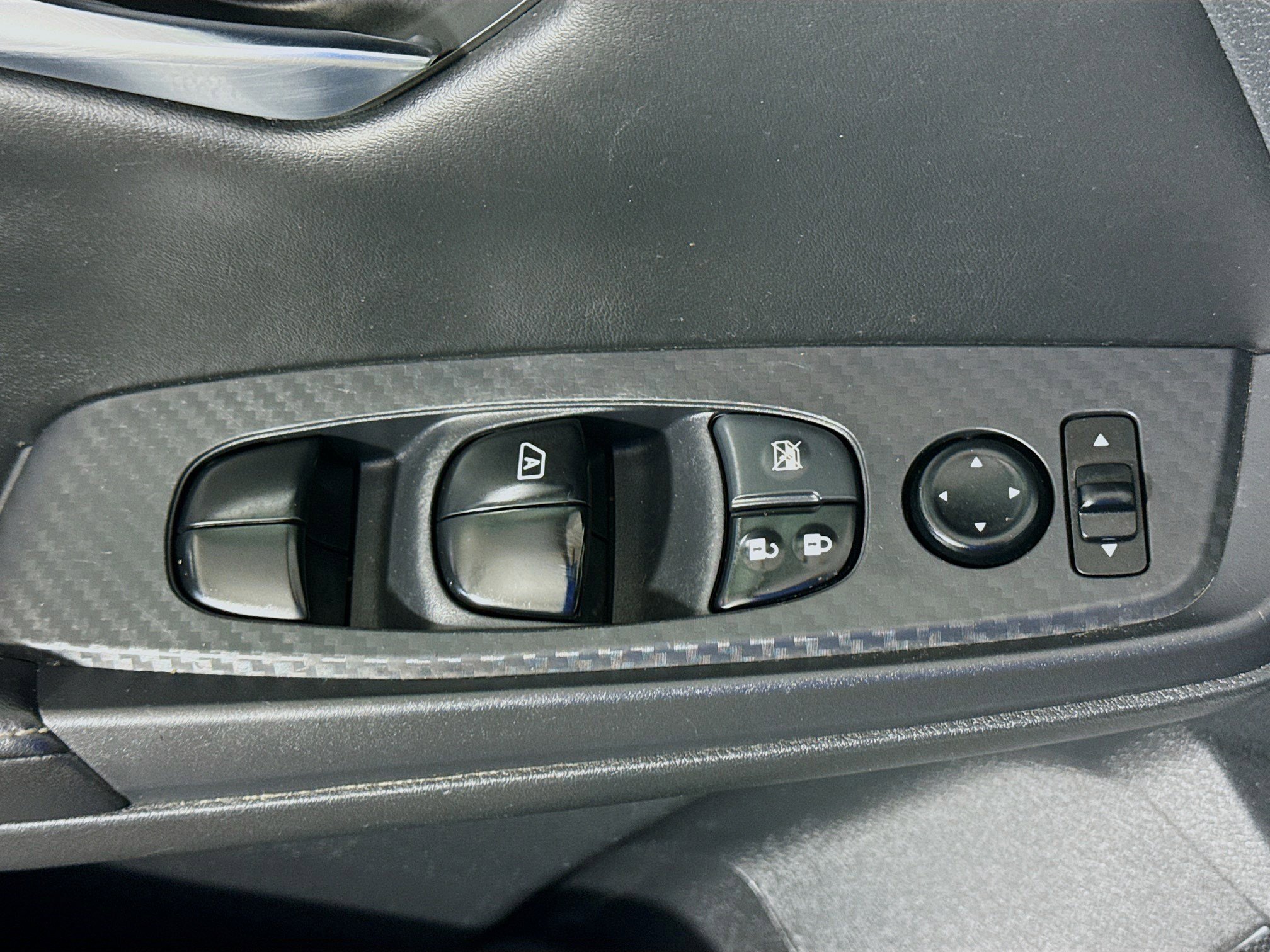 Used 2020 Nissan Sentra SV FWD image 24