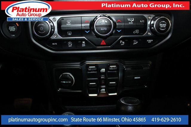 Used 2019 Jeep Wrangler Unlimited Sahara w/ Safety Group AWD/4WD image 18