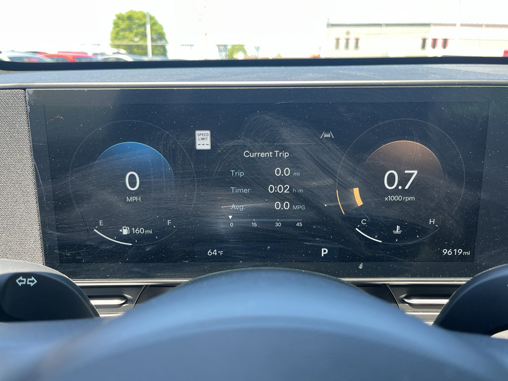 Used 2025 Hyundai Kona Limited AWD/4WD image 13