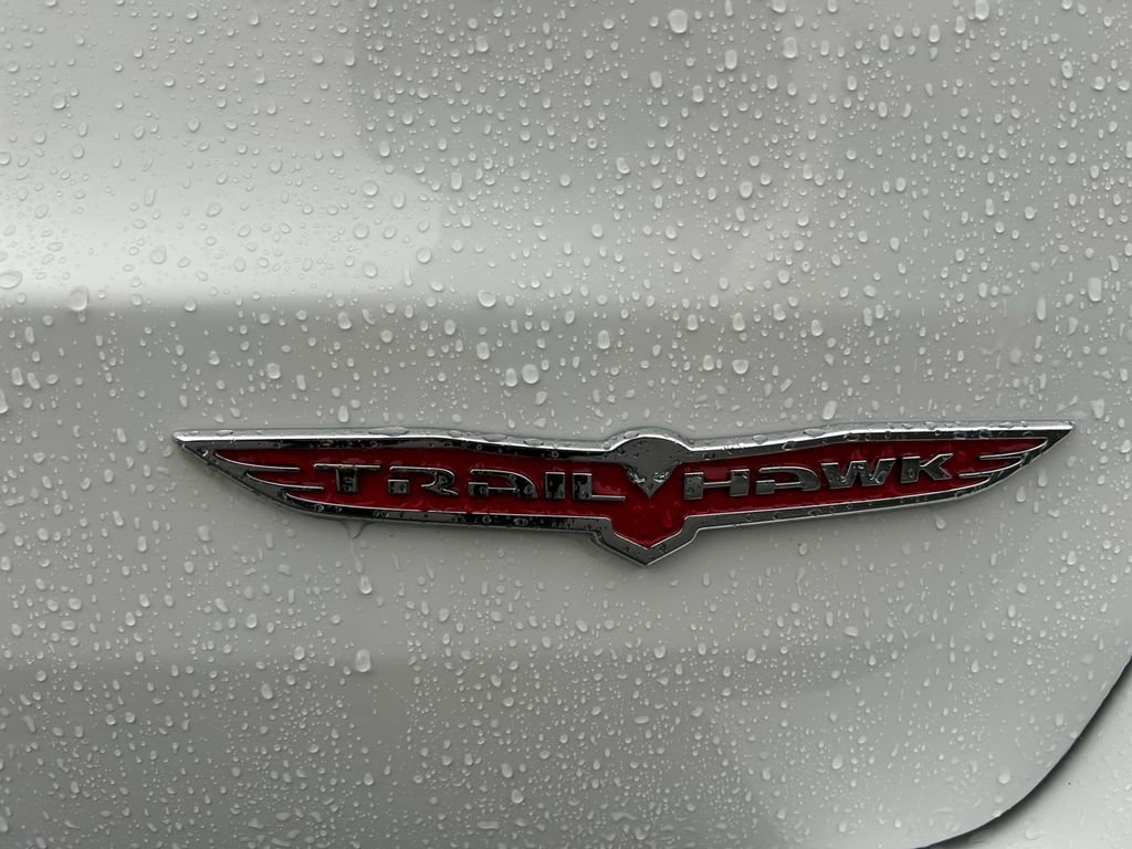 Used 2017 Jeep Grand Cherokee Trailhawk w/ Trailhawk Luxury Group image 32