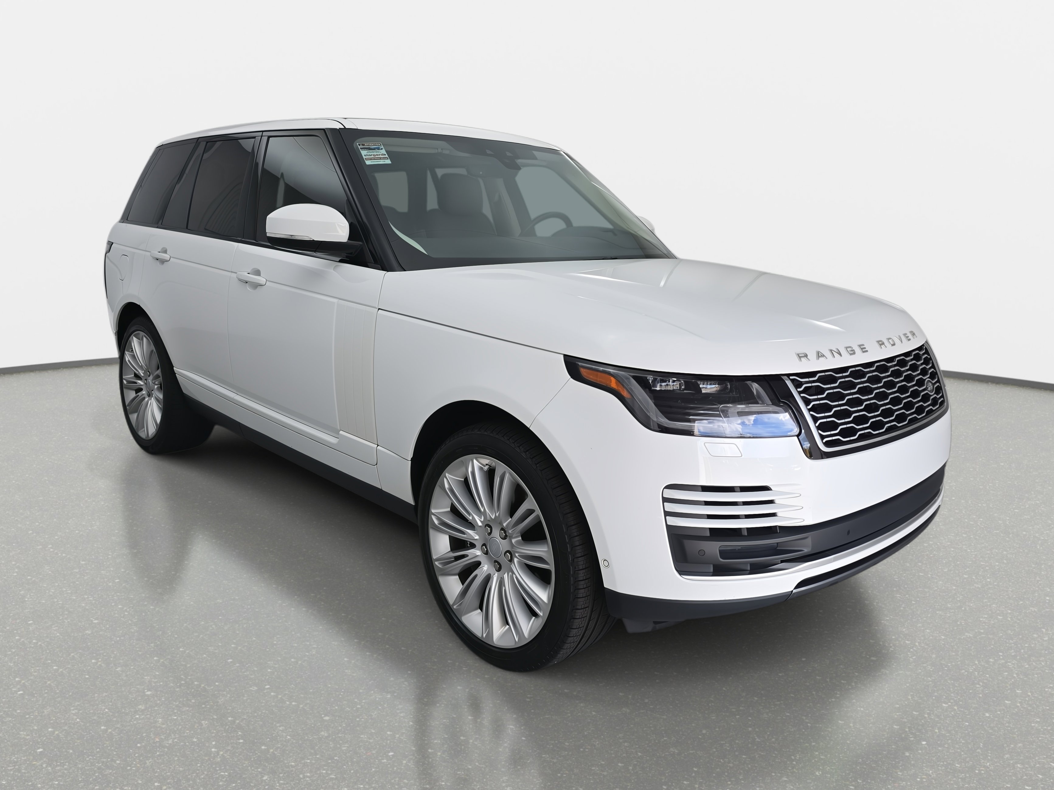Used 2020 Land Rover Range Rover HSE image 3