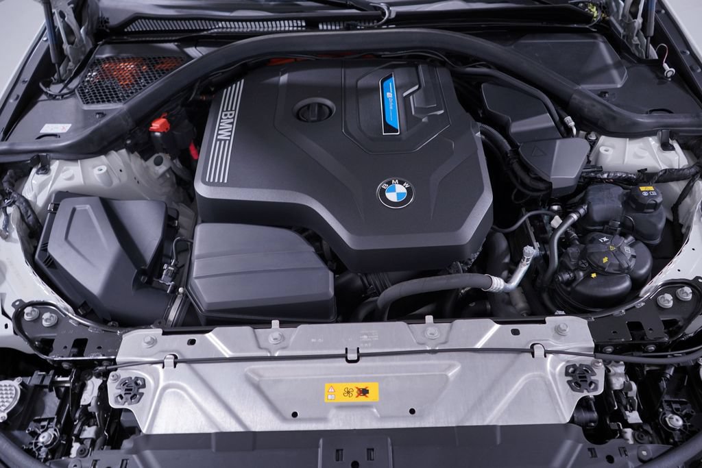 Used 2022 BMW 330e w/ Driving Assistance Package RWD image 21