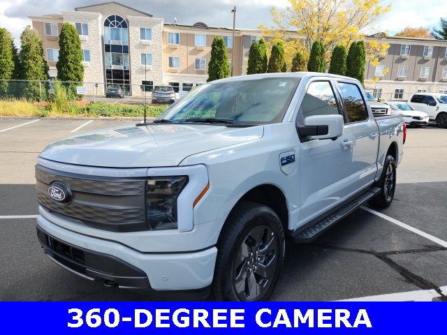 Used 2024 Ford F150 Lightning Lariat image 7