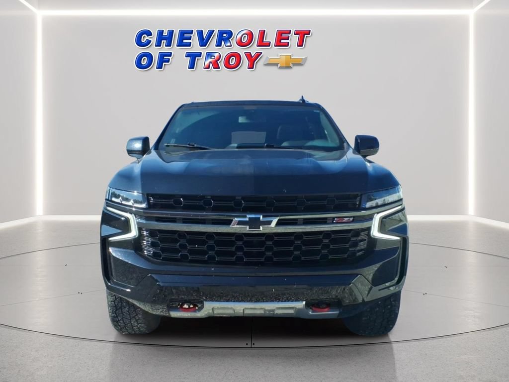 Used 2021 Chevrolet Suburban Z71 AWD/4WD image 2