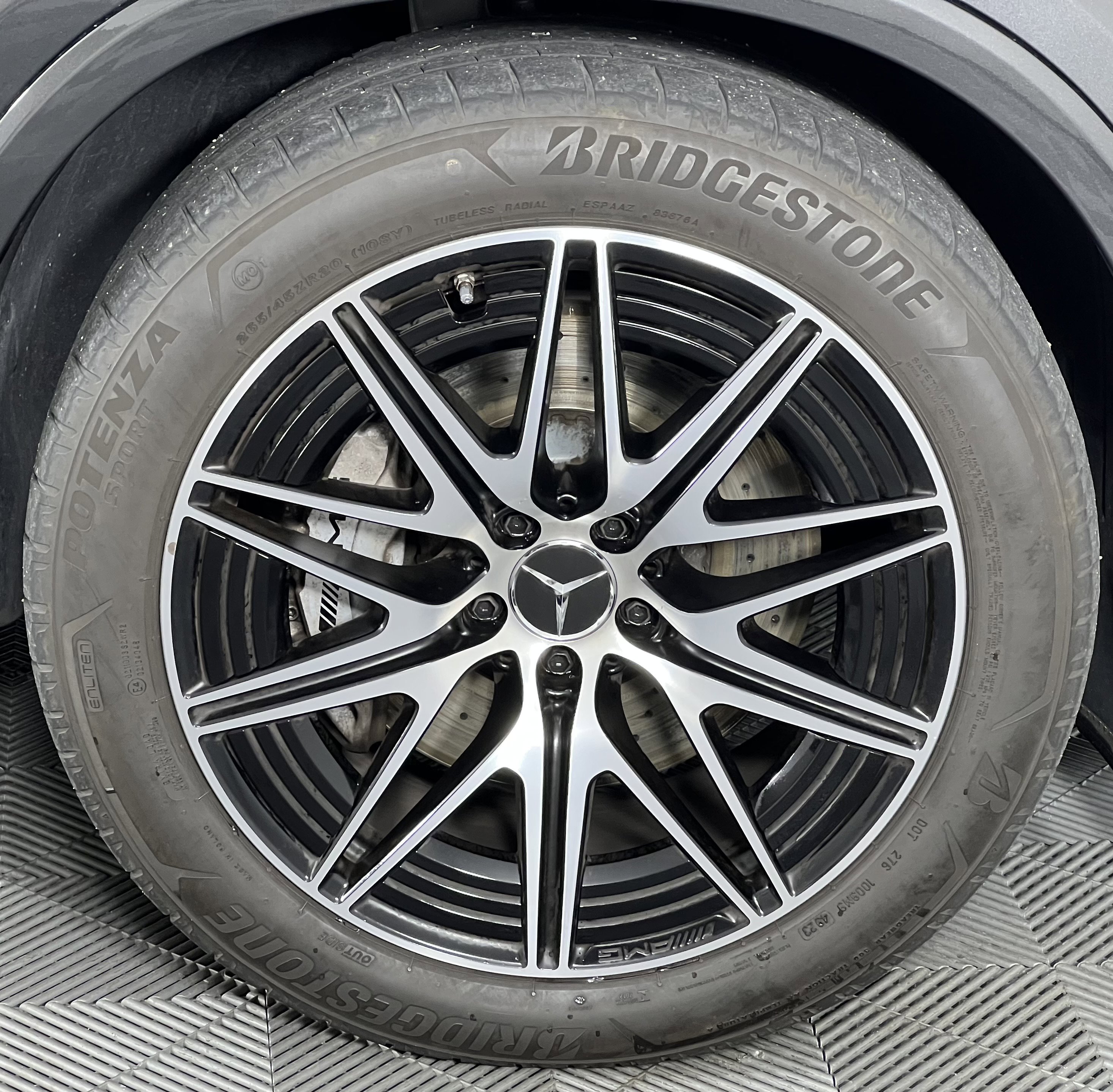 Certified 2024 Mercedes-Benz GLC 43 AMG 4MATIC image 15