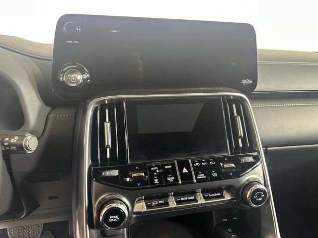 Used 2025 Lexus LX 700h Luxury w/ Appearance Package AWD/4WD image 16