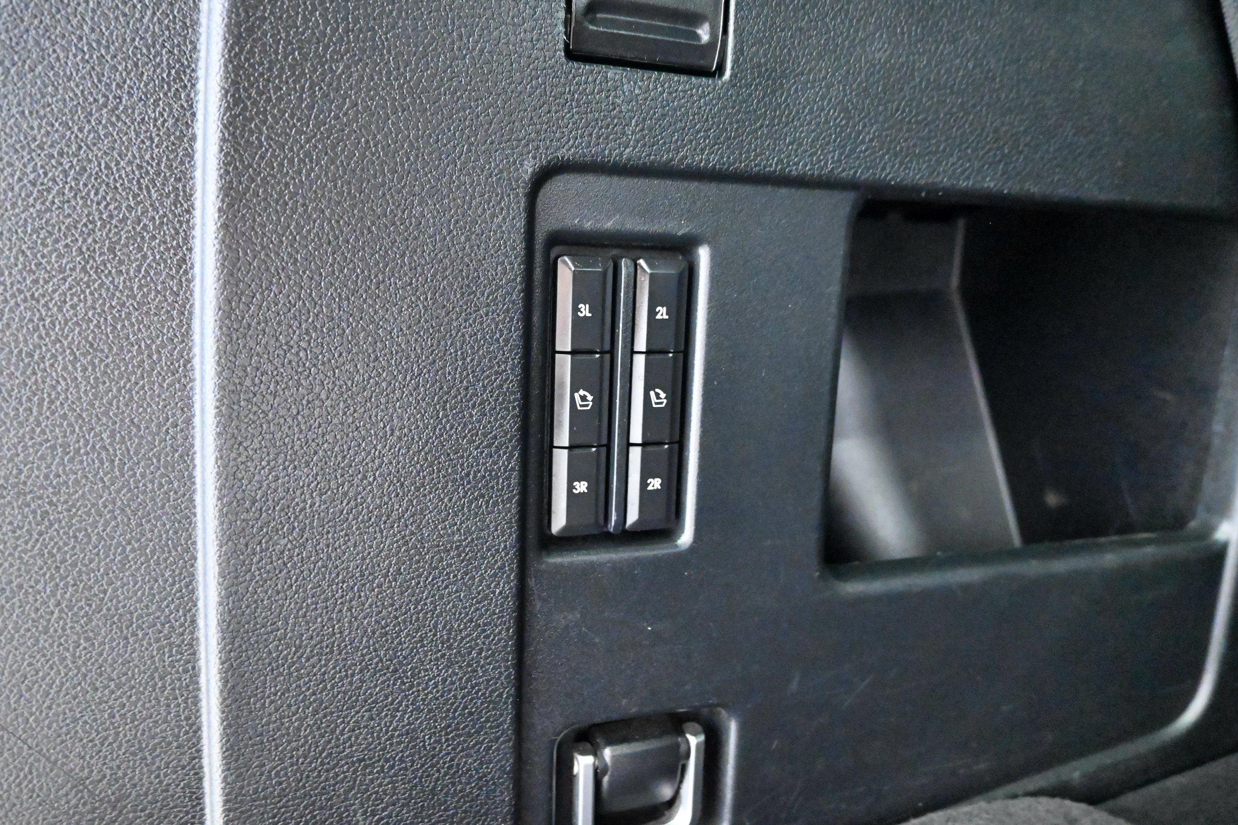 Used 2021 Lincoln Navigator Reserve AWD/4WD image 38