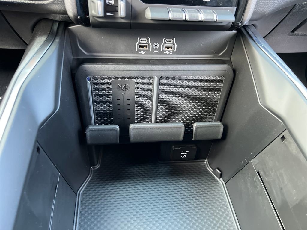 New 2026 RAM 1500 4x4 Crew Cab image 11