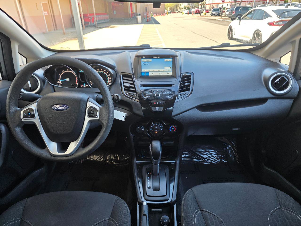 Used 2017 Ford Fiesta SE w/ Equipment Group 201A FWD image 13