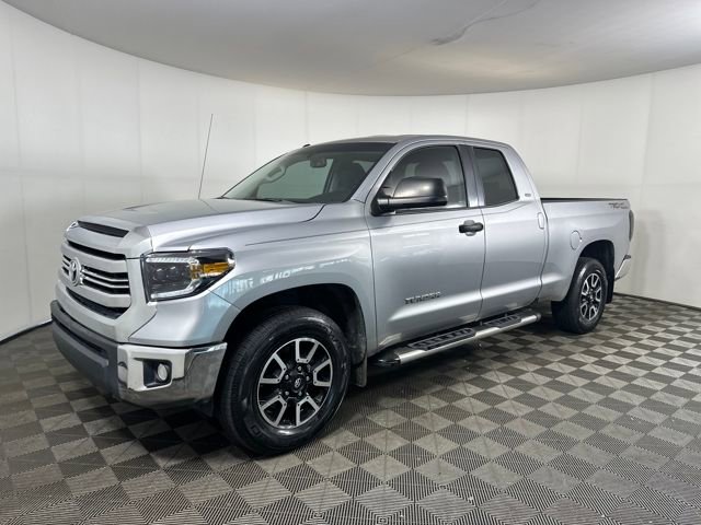 Used 2016 Toyota Tundra SR5 w/ TRD Off Road Package image 7