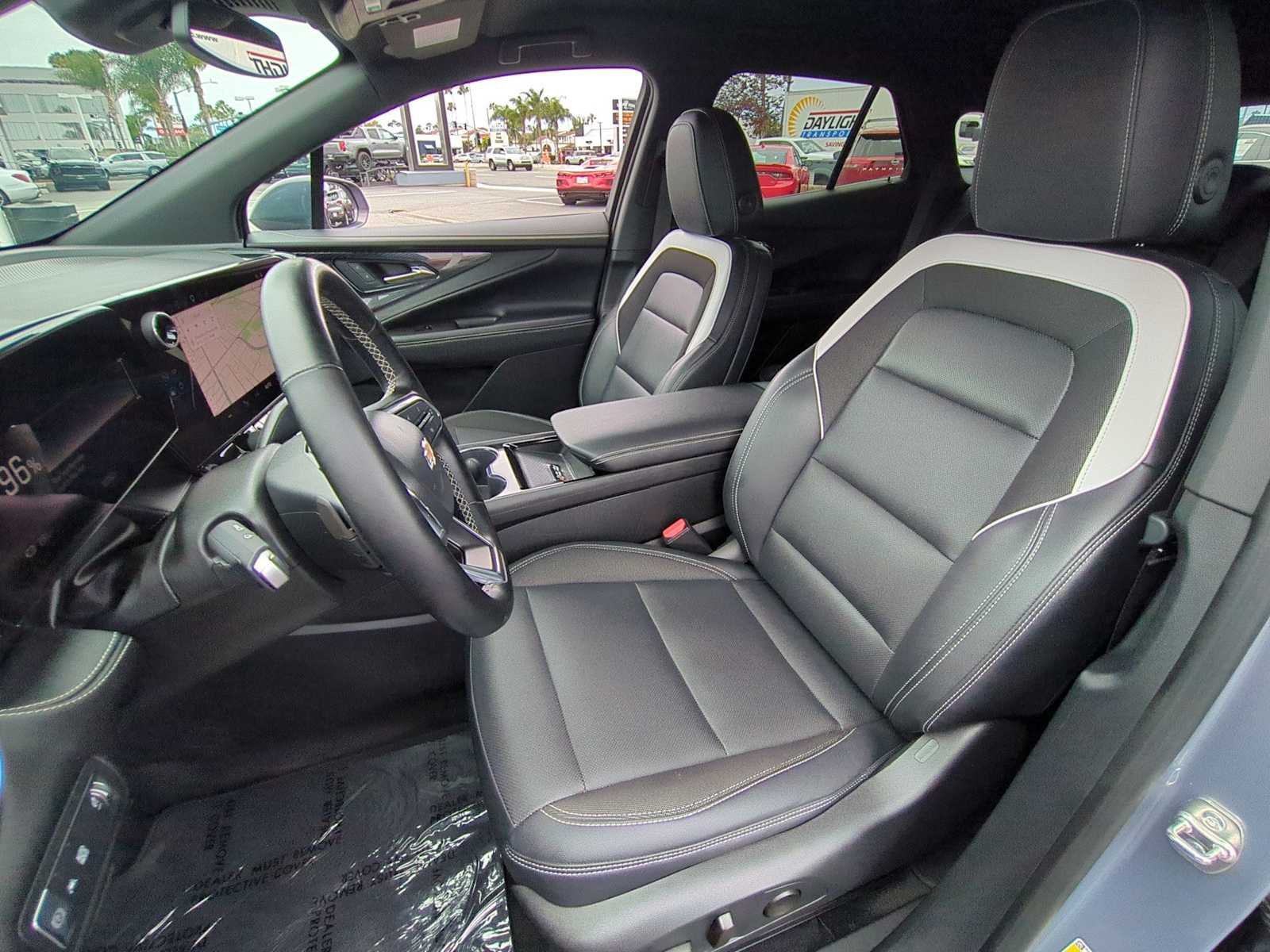 Used 2024 Chevrolet Blazer EV LT AWD/4WD image 23