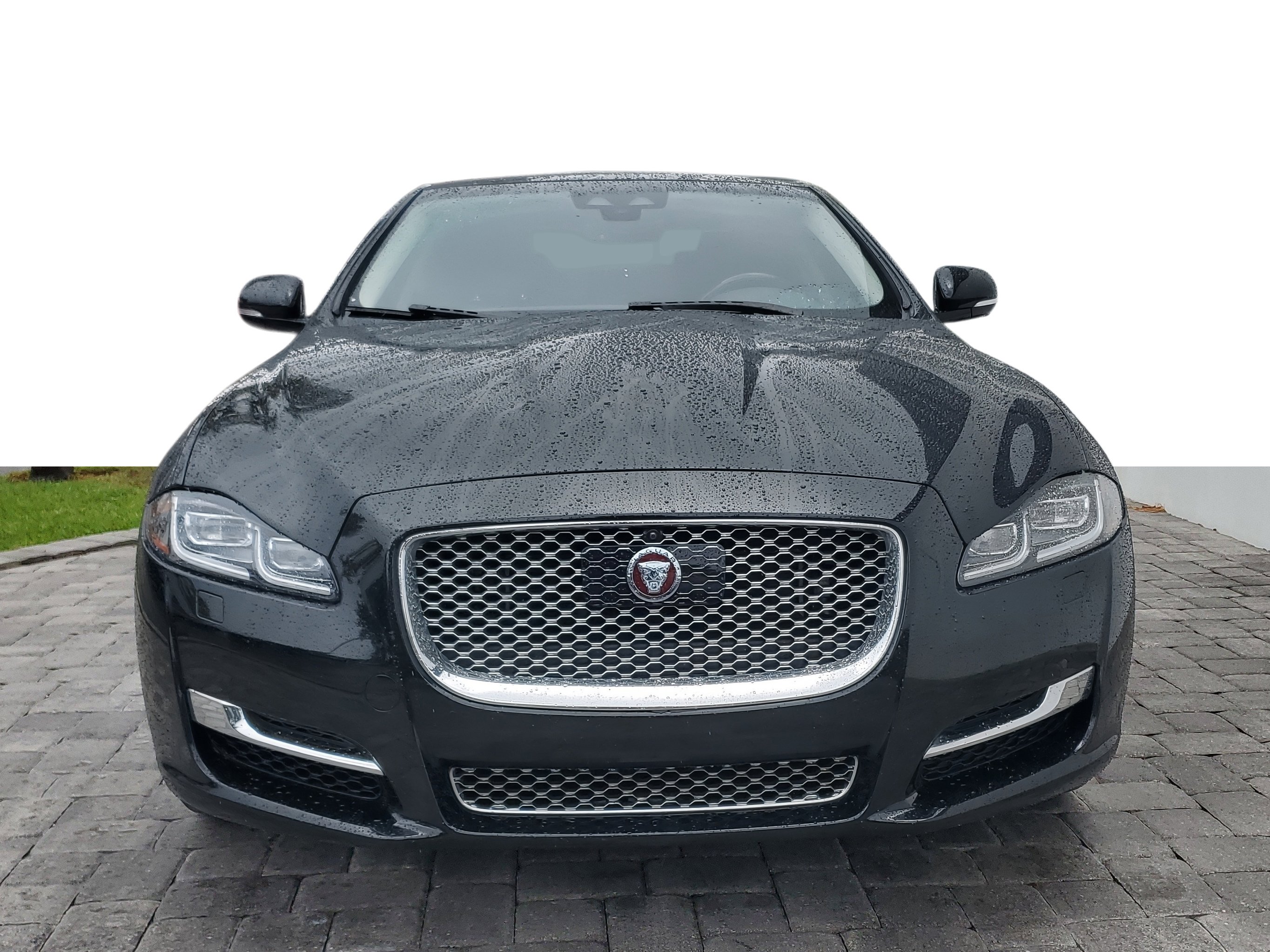 Used 2019 Jaguar XJ L Supercharged image 2