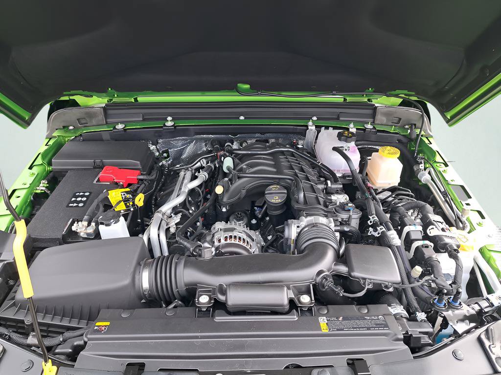 New 2025 Jeep Gladiator Sport AWD/4WD image 18