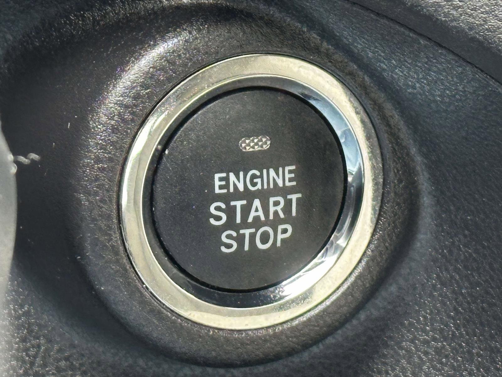 Used 2023 Subaru Ascent Limited w/ Technology Package image 18