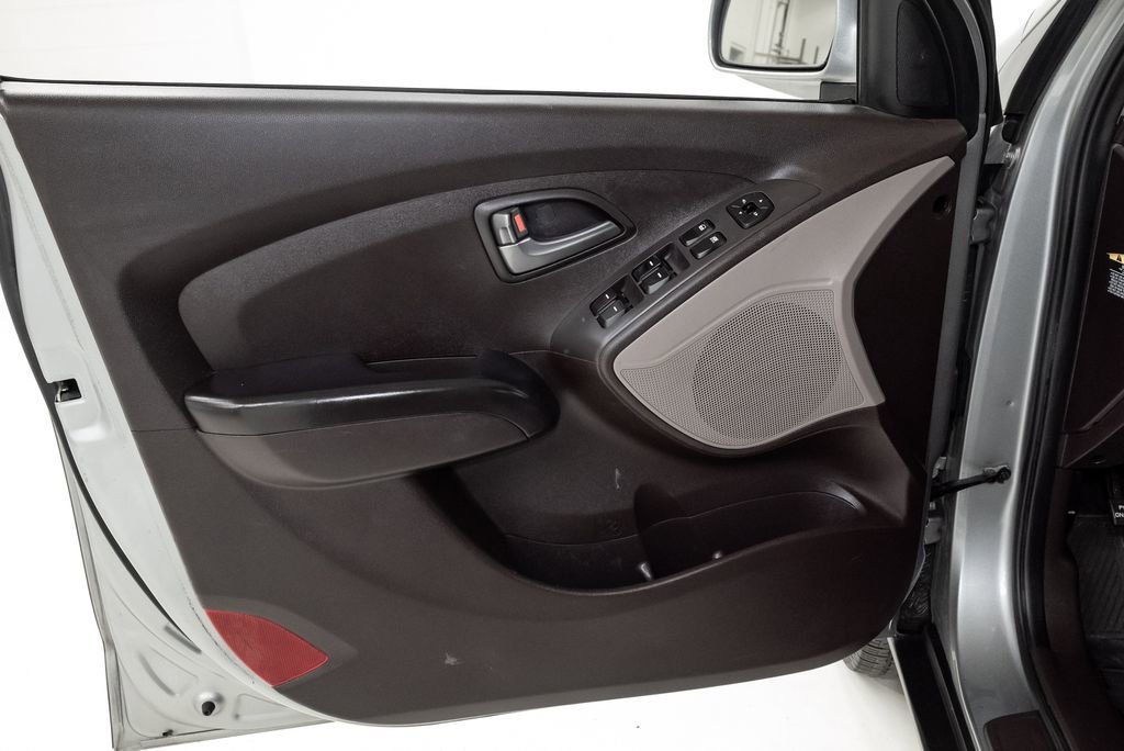 Used 2015 Hyundai Tucson GLS AWD/4WD image 9
