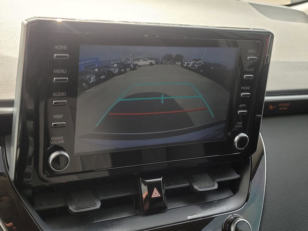 Used 2020 Toyota Corolla LE image 22