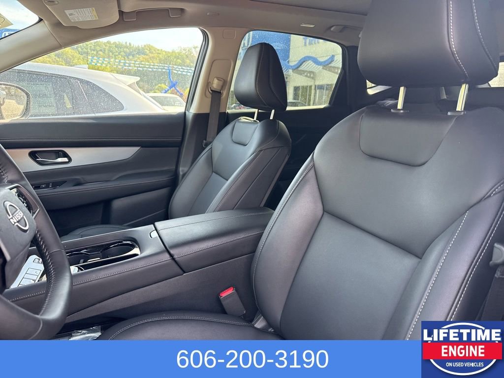 Used 2025 Nissan Murano SL w/ Cargo Package image 15