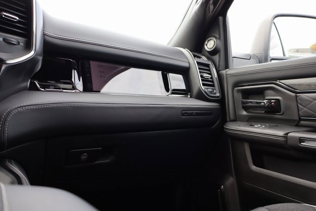 Used 2025 RAM 3500 Limited image 50