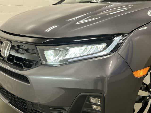Used 2025 Honda Odyssey EX-L image 31