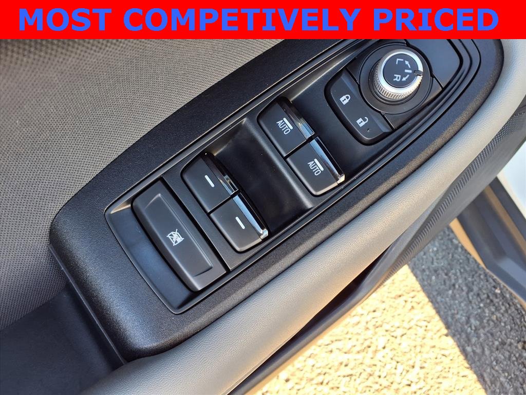 Used 2024 Subaru Outback Premium image 11