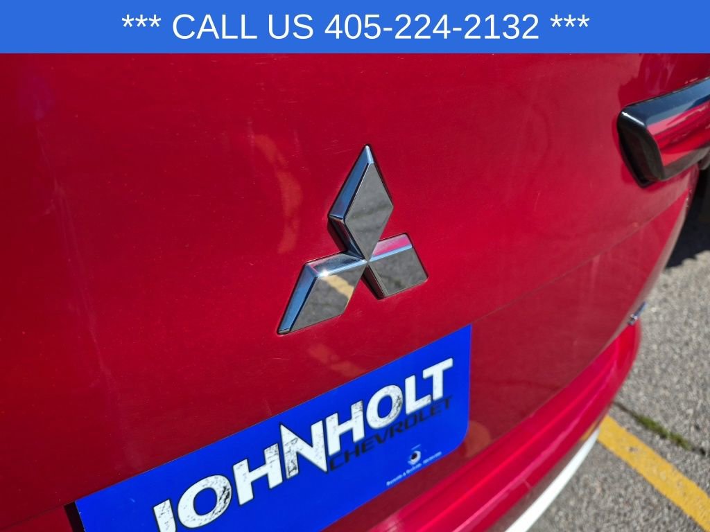 Used 2023 Mitsubishi Outlander SE AWD/4WD image 13
