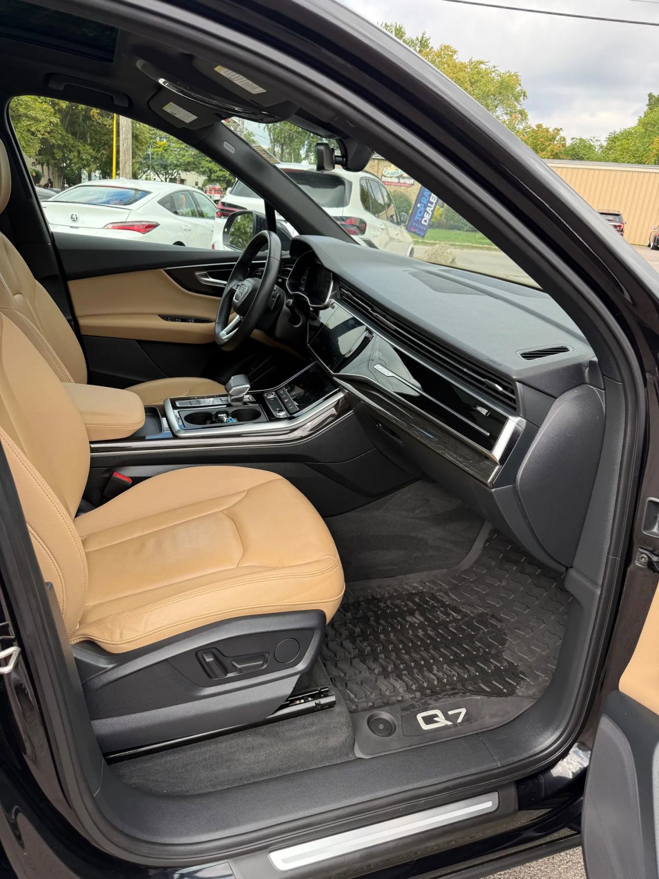 Used 2021 Audi Q7 2.0T Premium w/ Convenience Package image 19