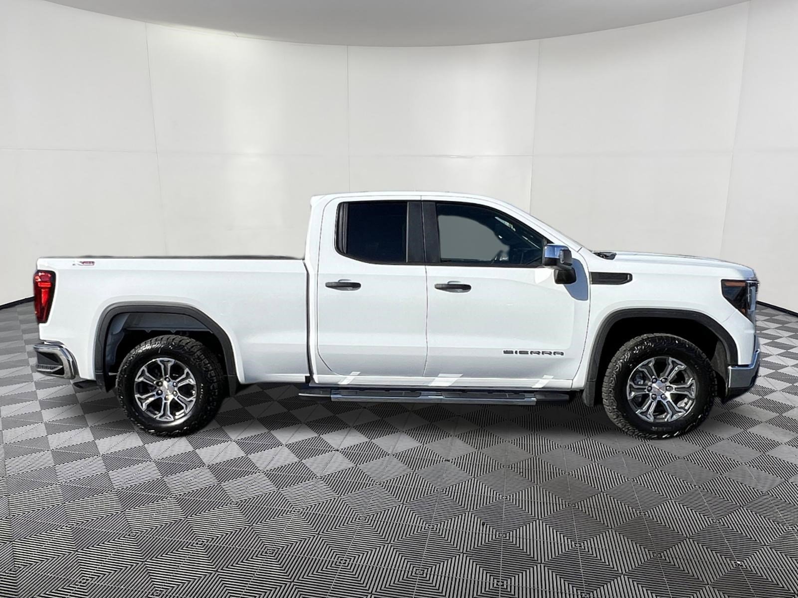 New 2026 GMC Sierra 1500 Pro w/ Pro Value Package image 7
