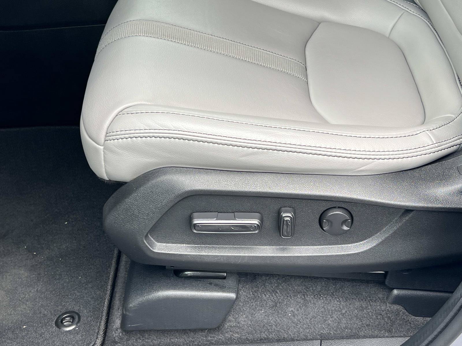 Used 2023 Honda Pilot EX-L image 18