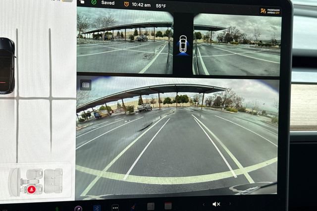 Used 2025 Tesla Model Y Long Range image 26