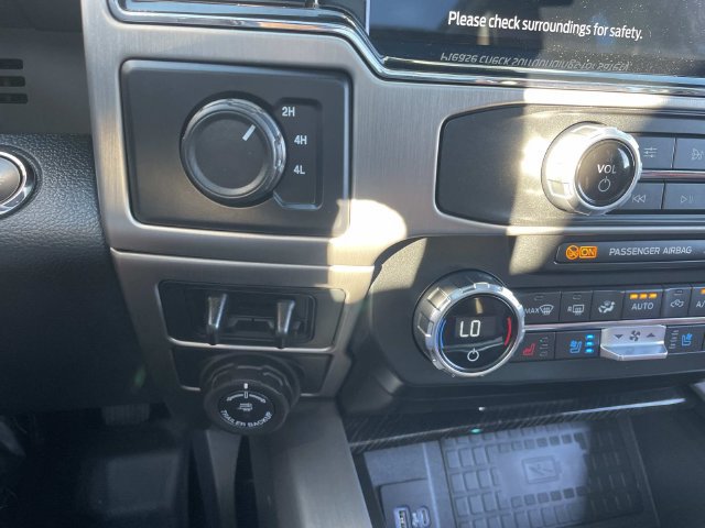 Used 2022 Ford F350 Platinum AWD/4WD image 32