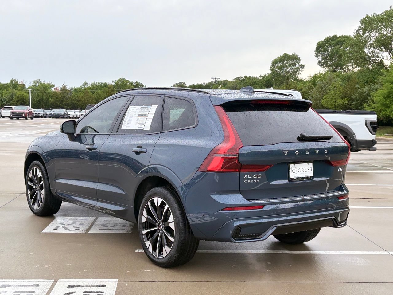 New 2026 Volvo XC60 B5 Plus w/ Protection Package Premier AWD/4WD image 6