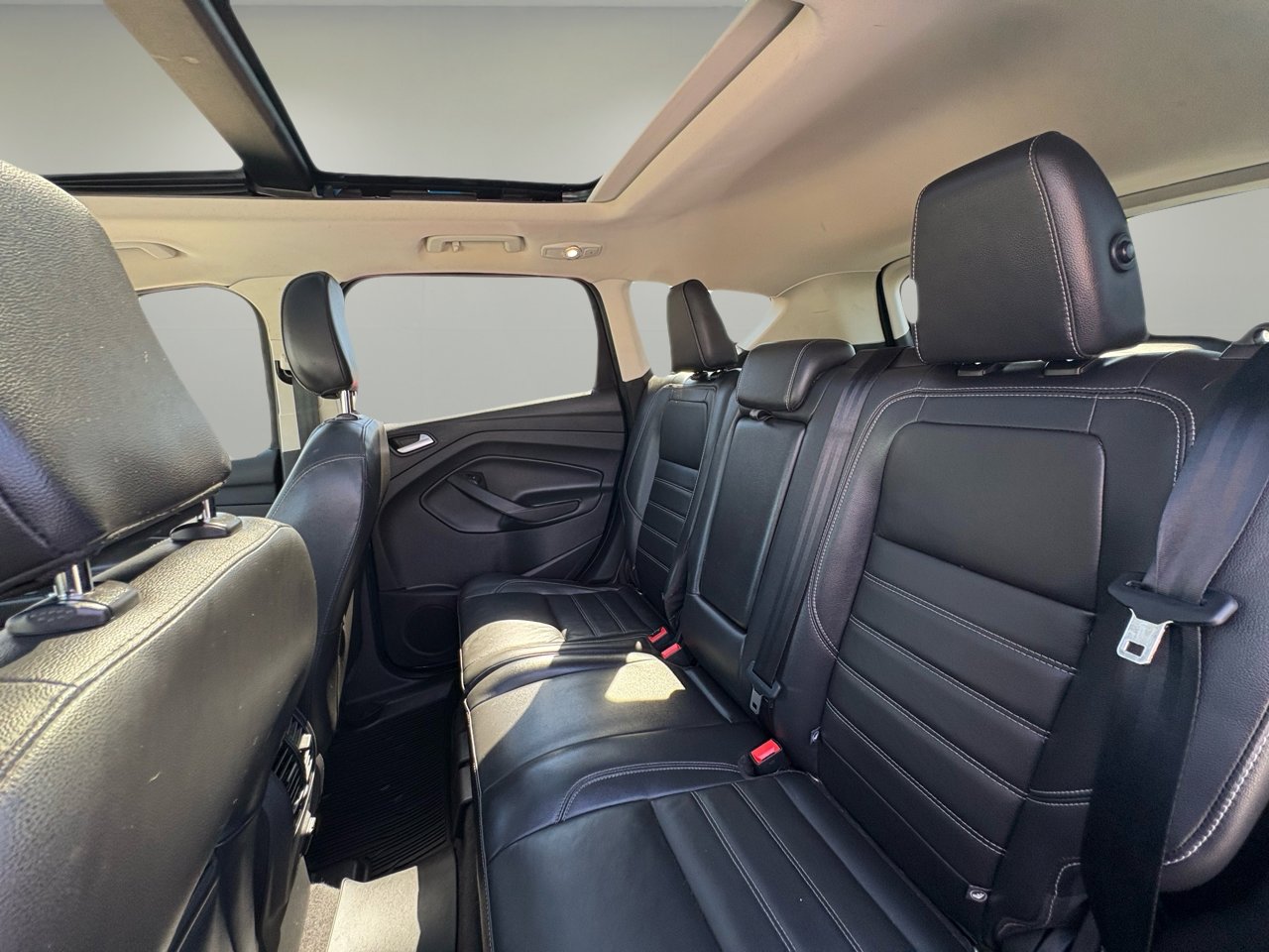 Used 2018 Ford Escape SEL w/ Ford Safe & Smart Package image 38