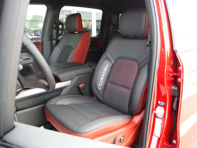 New 2027 RAM 1500 Rebel w/ Rebel Level 1 Equipment Group AWD/4WD image 4