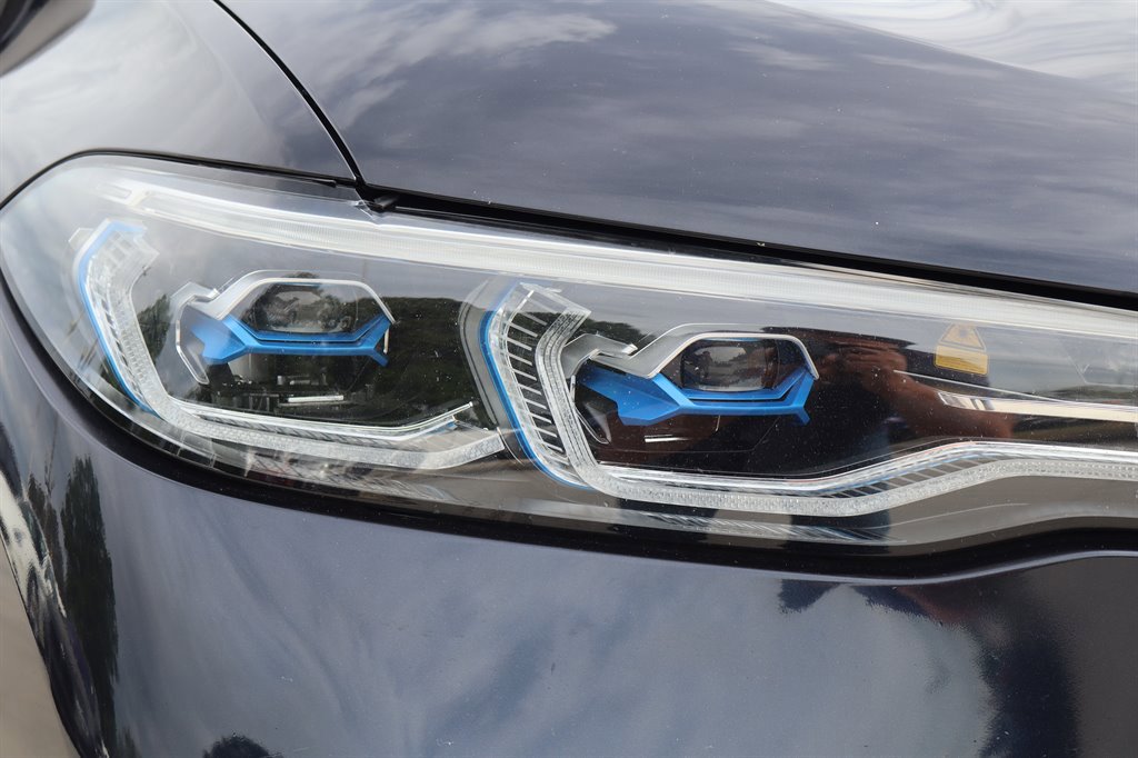 Used 2020 BMW X7 M50i AWD/4WD image 14