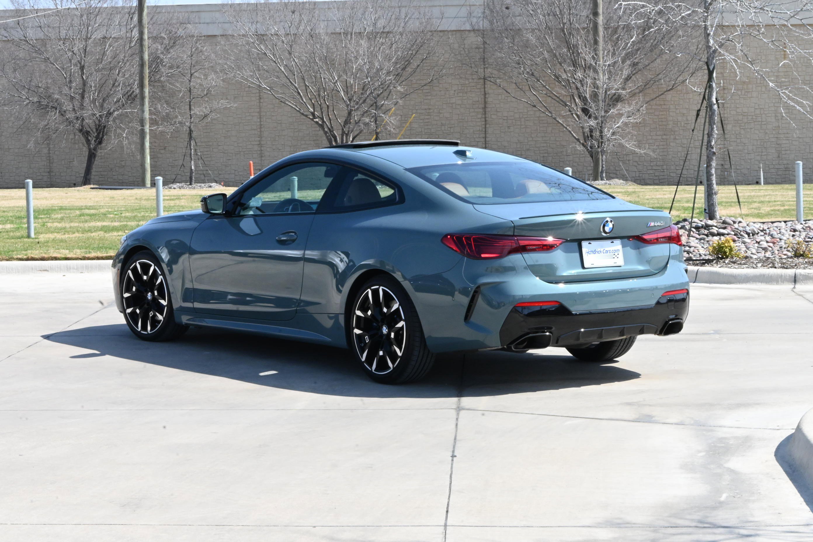 Certified 2025 BMW M440i Coupe image 3
