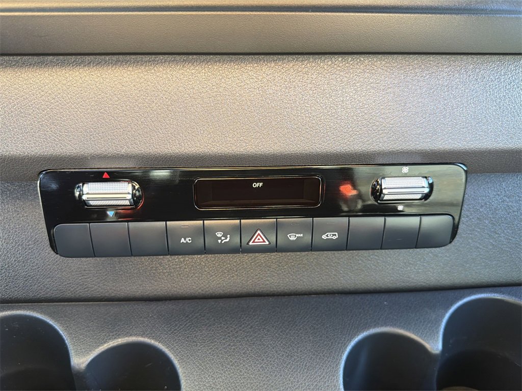 Used 2022 Mercedes-Benz Sprinter 2500 image 16