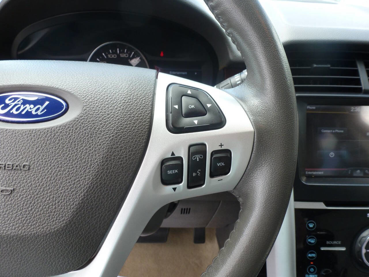 Used 2011 Ford Edge Limited w/ 301A Rapid Spec Order Code FWD image 27