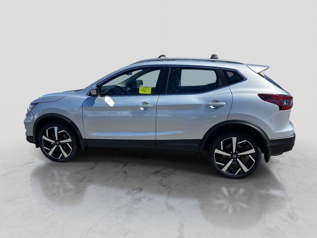 Certified 2022 Nissan Rogue Sport SL AWD/4WD image 2