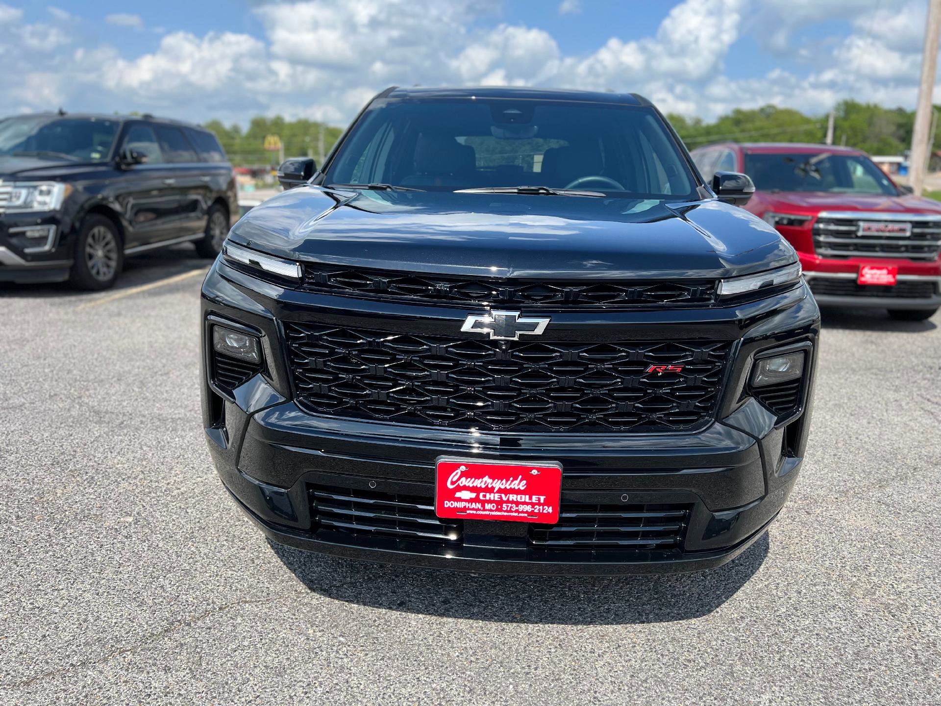 Used 2024 Chevrolet Traverse RS image 8
