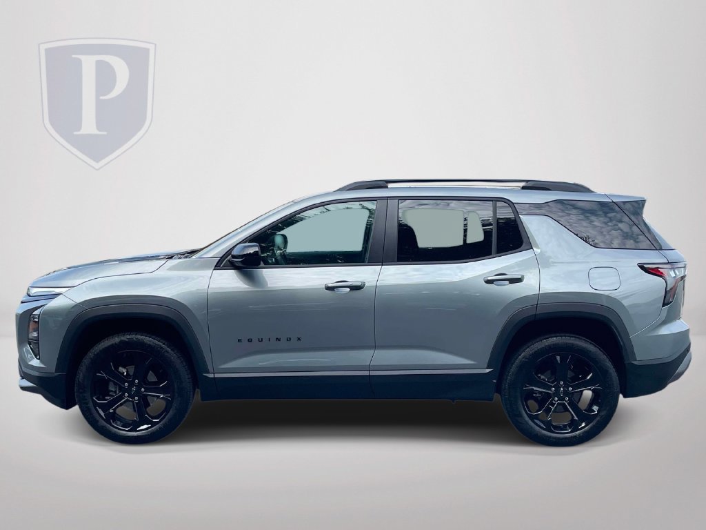 Used 2026 Chevrolet Equinox LT w/ Midnight Edition FWD image 5