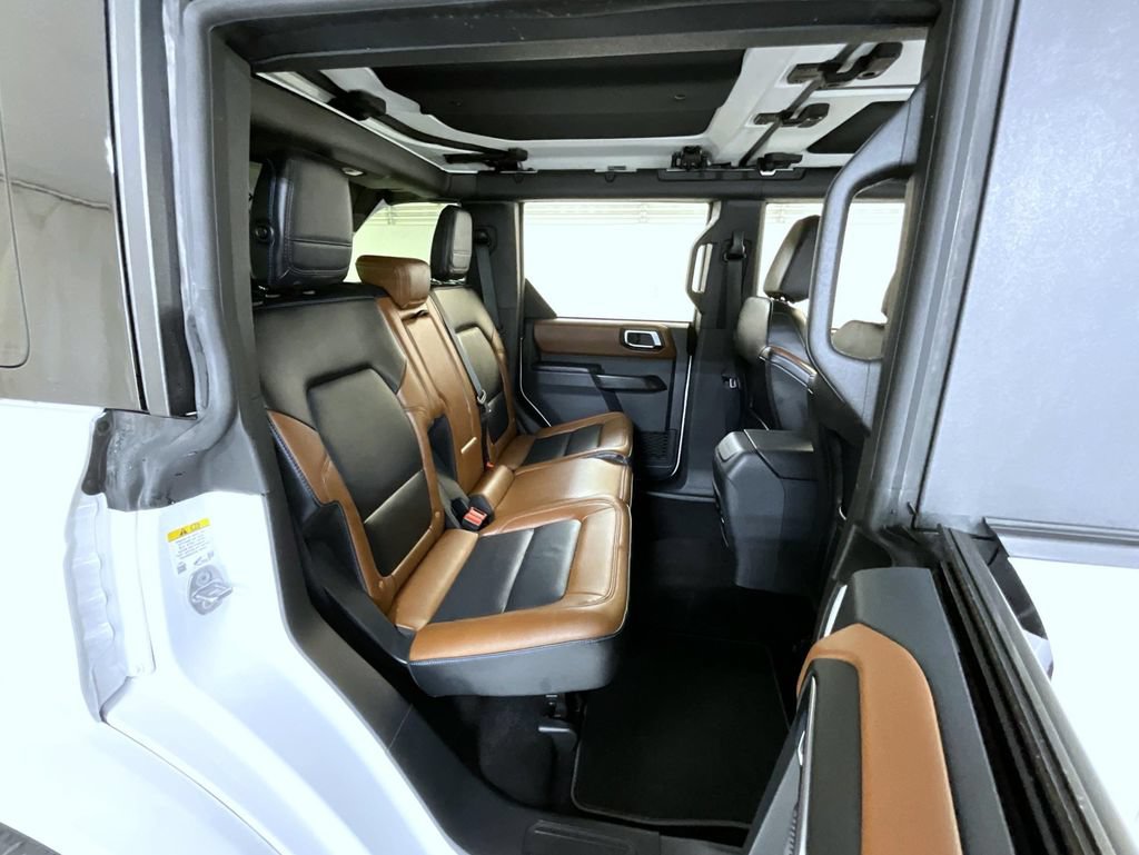Used 2024 Ford Bronco Outer Banks AWD/4WD image 18