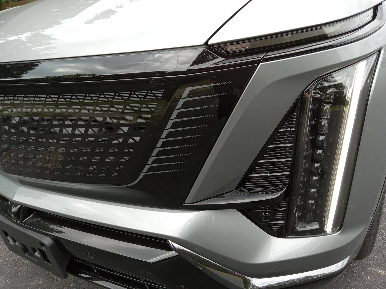 New 2027 Cadillac Vistiq Sport AWD/4WD image 7