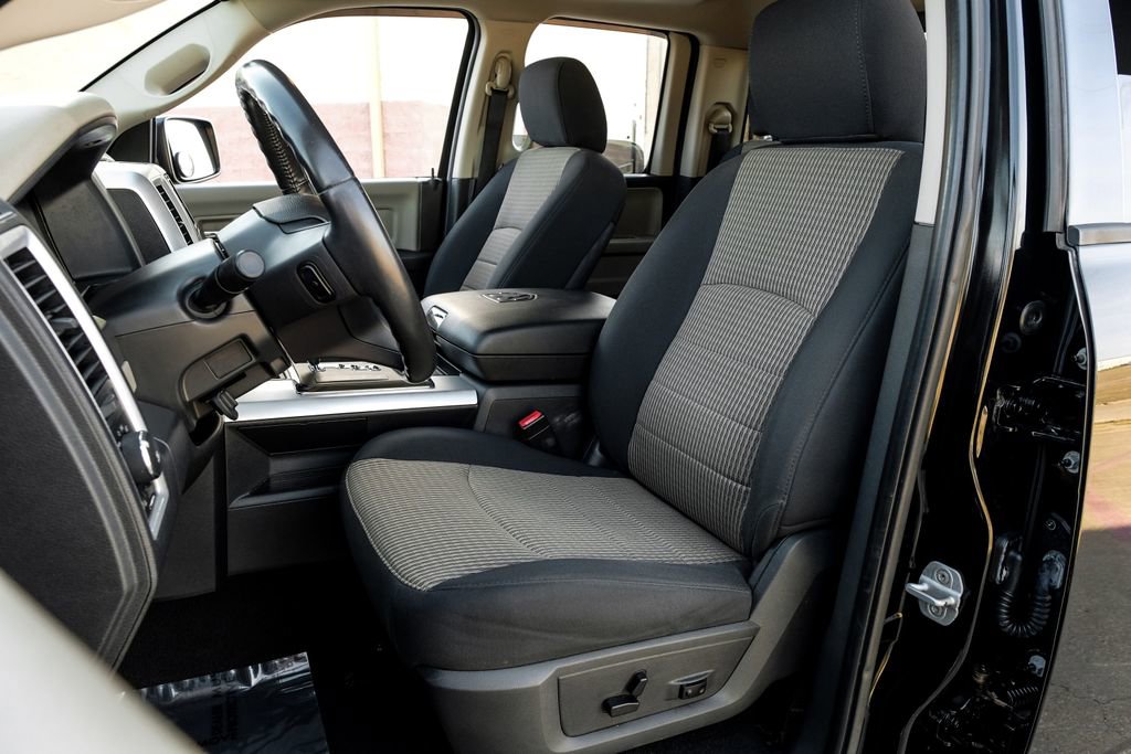 Used 2012 RAM 1500 Lone Star image 38