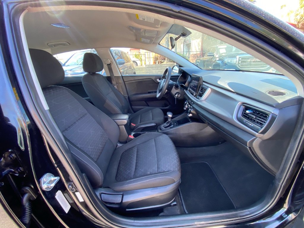 Used 2022 Kia Rio S image 32