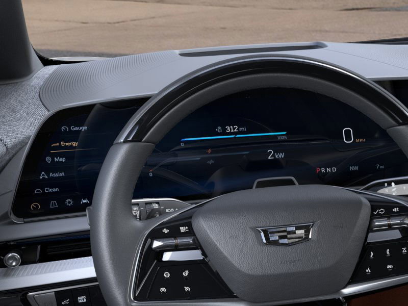 New 2026 Cadillac Optiq Luxury 2 image 18