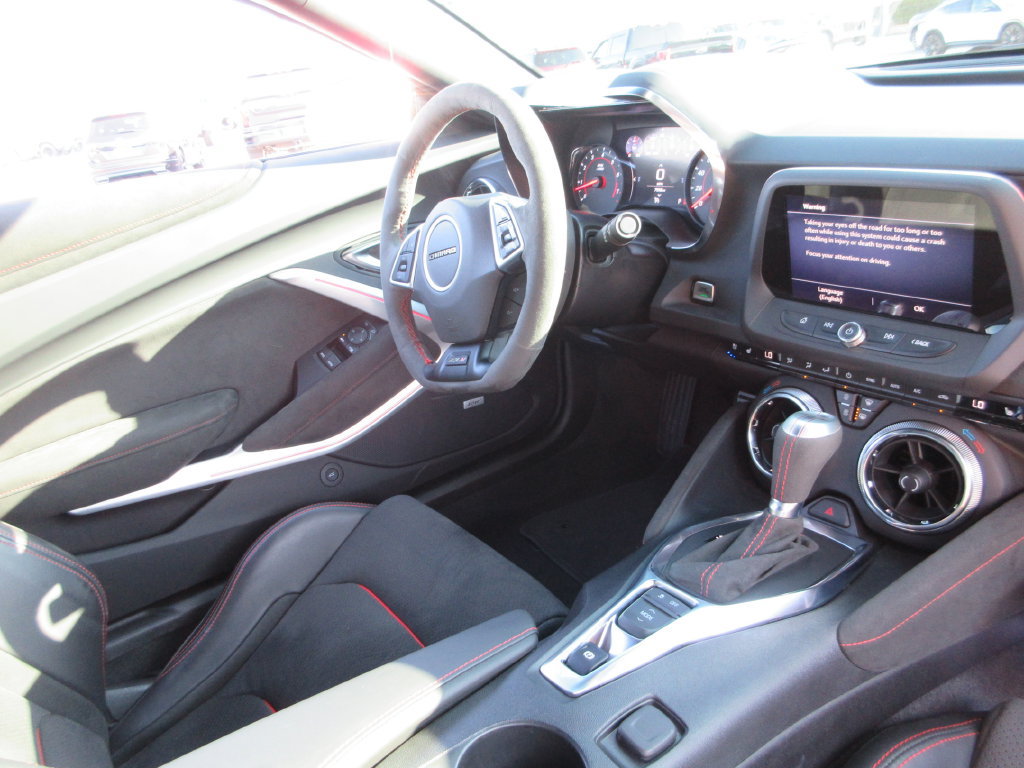 Certified 2022 Chevrolet Camaro ZL1 RWD image 24
