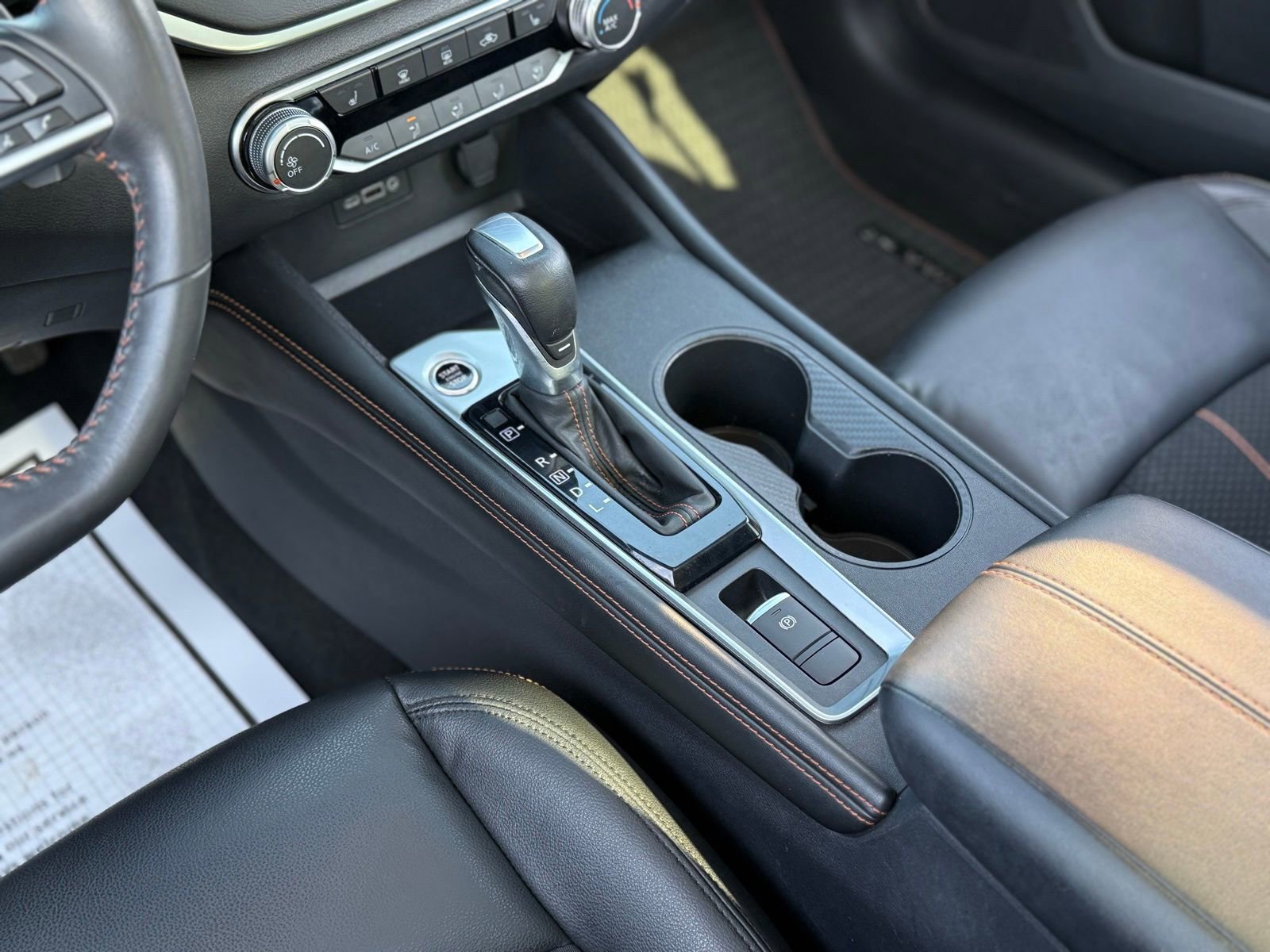 Used 2022 Nissan Altima 2.5 SR w/ Midnight Edition Package AWD/4WD image 18