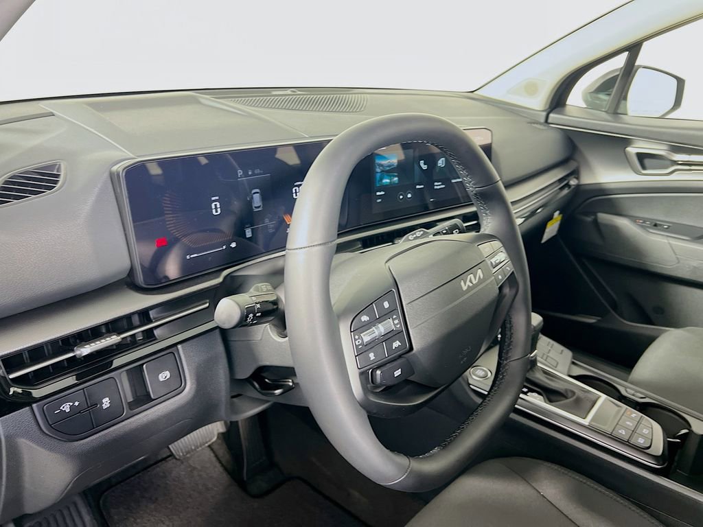 New 2026 Kia Sportage LX FWD image 9