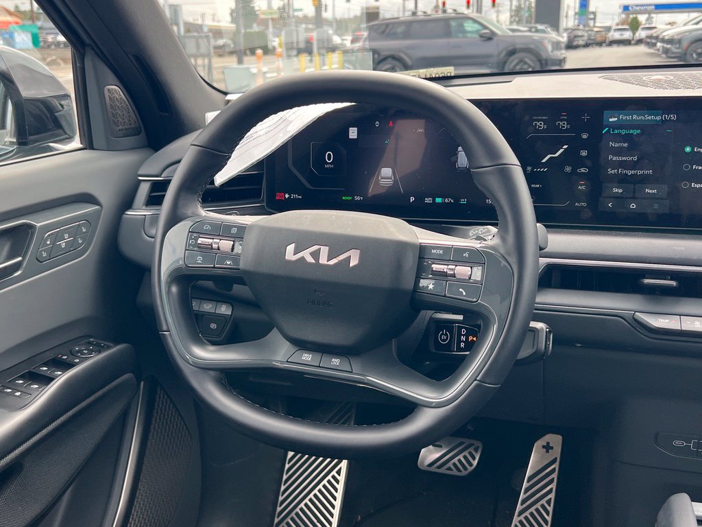 Certified 2024 Kia EV9 GT-Line AWD/4WD image 17