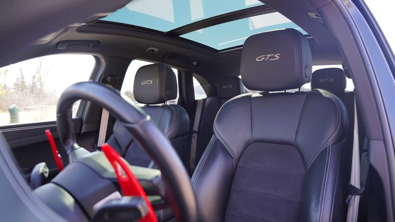 Used 2021 Porsche Macan GTS AWD/4WD image 12